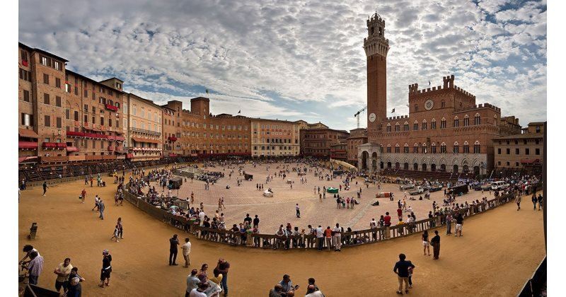SIENA                                           Il pavimento del Duomo, il Battistero, la Cripta, il museo dell’Opera e visita della città (13 OTTOBRE 2021)